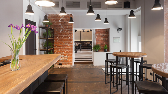 : Dobro Bar & Kitchen