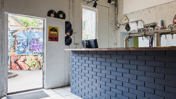 : Cans & Beer