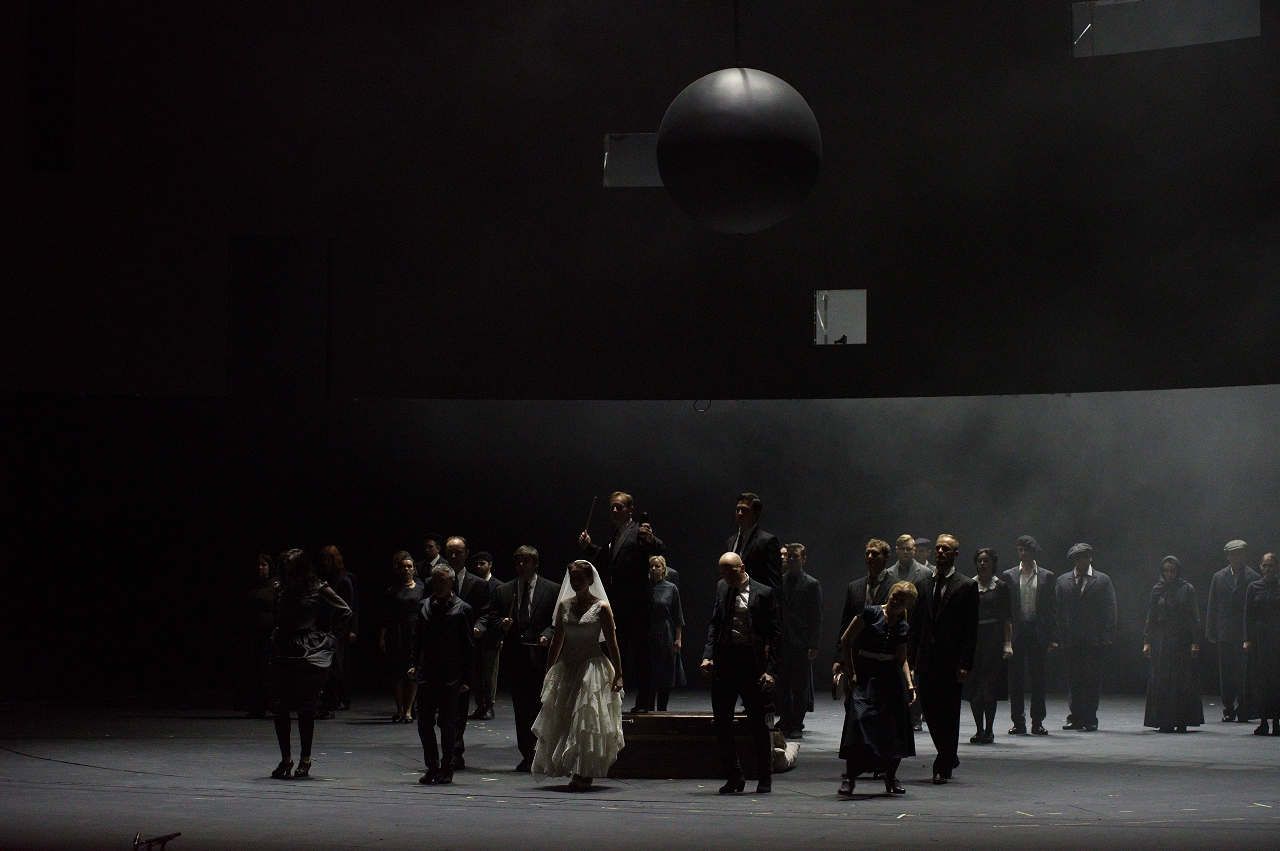 Влюбленный дьявол – афиша