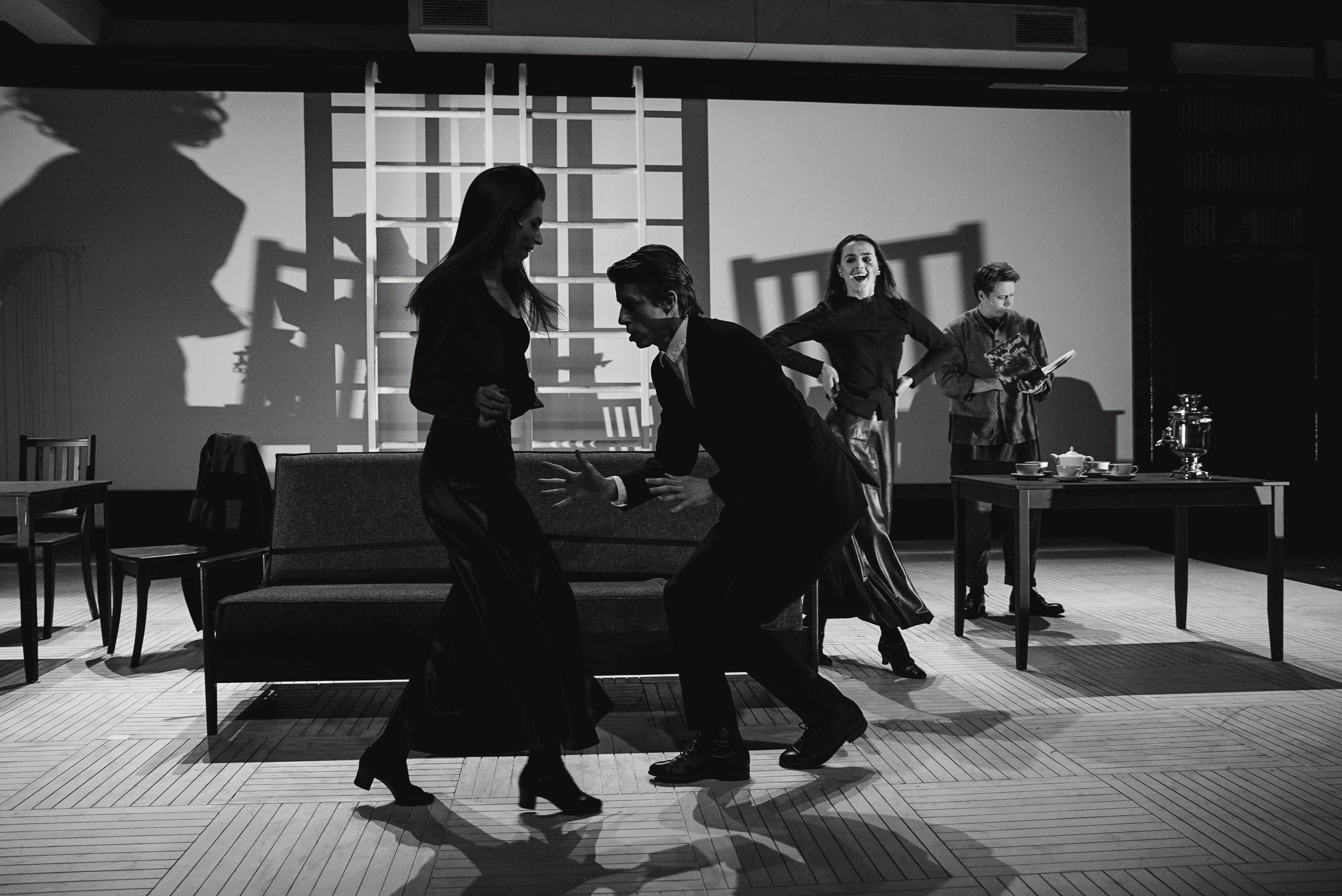 Тварь – афиша