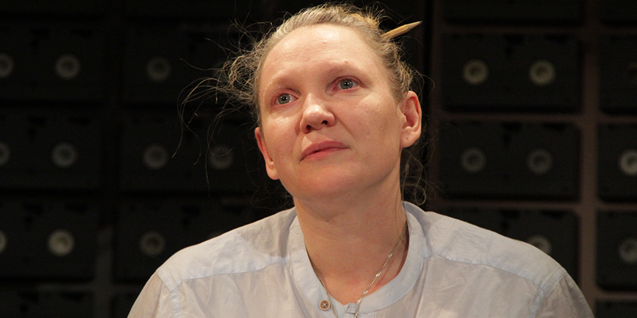 Кроличья нора – афиша