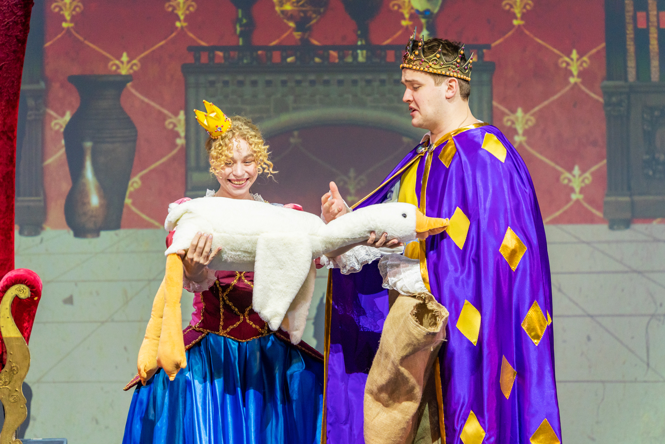 Секрет Кота в сапогах – афиша