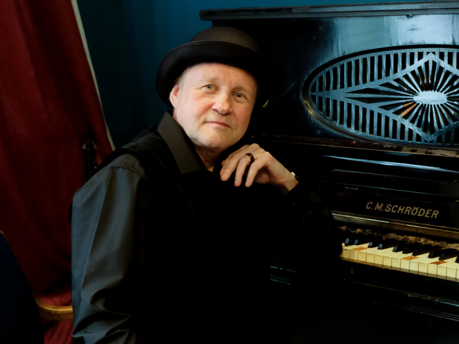 Аккомпаниатор – афиша