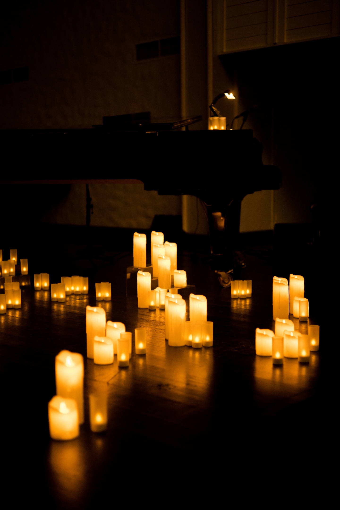 Концерт при свечах «Самая красивая музыка из кино» – афиша