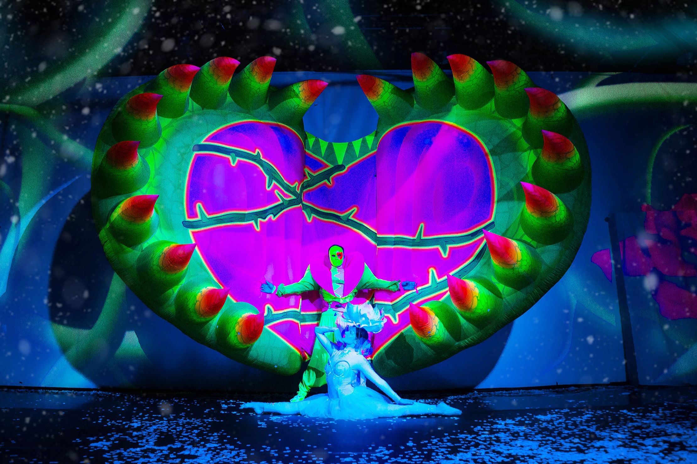 Новый год. Юрский период (Новогодняя версия шоу «Яйцо Динозавра») – афиша