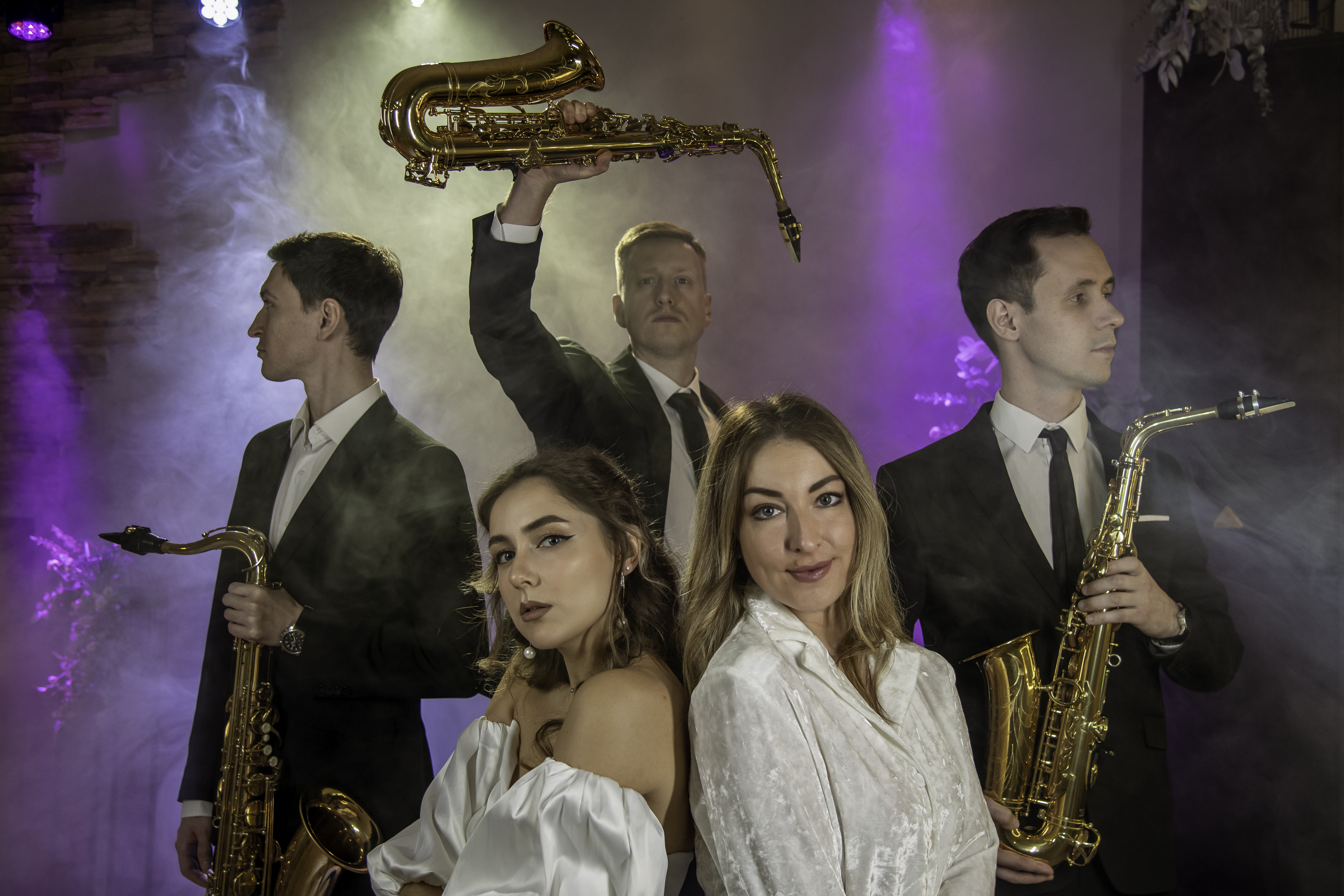 Столик на троих – афиша