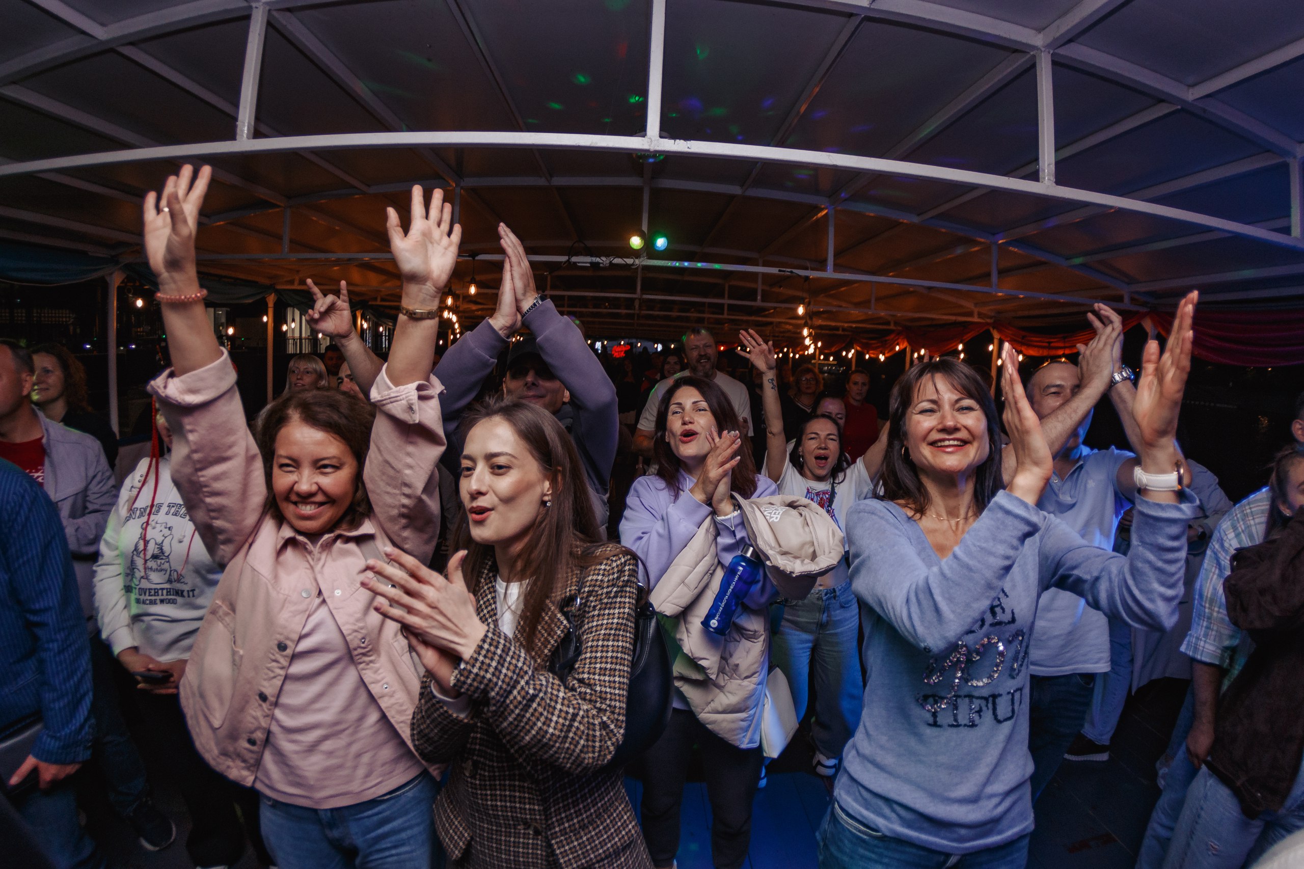 Стендап и Музыка на Теплоходе – афиша