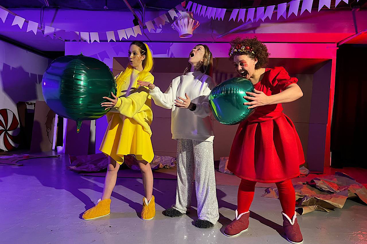 Новогодняя история игрушек – афиша