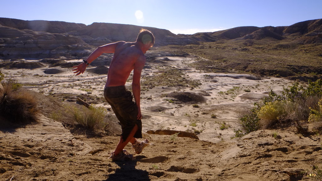 Игра на выживание – афиша