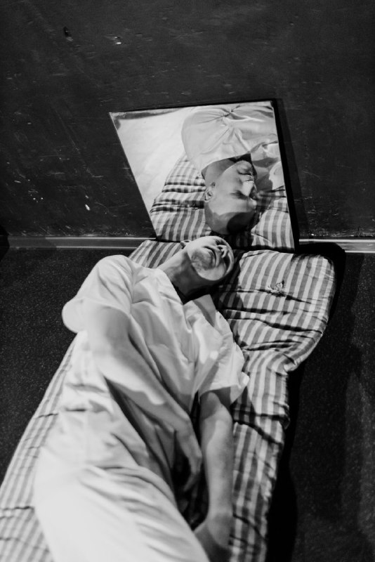 Человек маленький – афиша