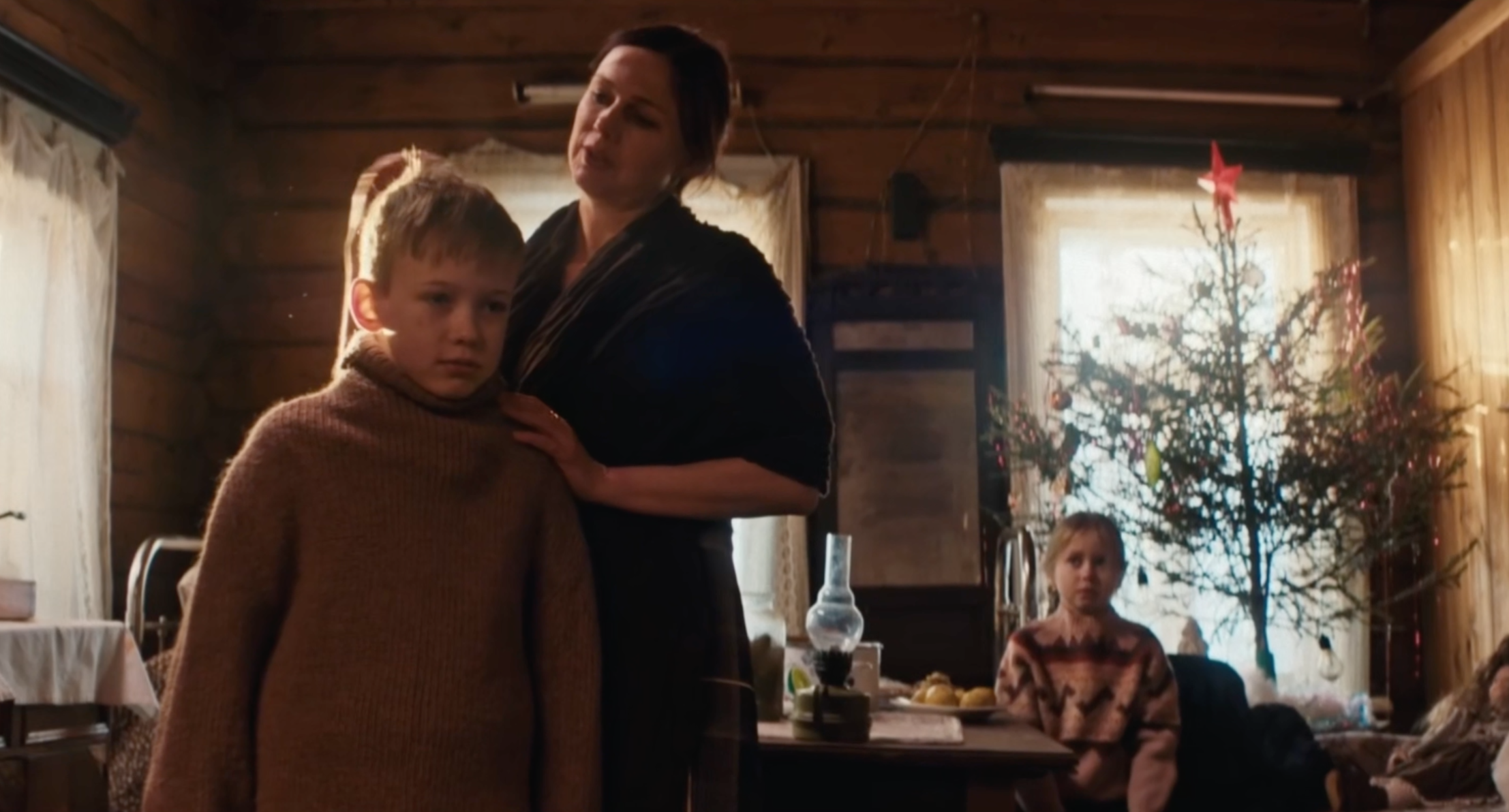 Ең танымал жыныстық позициялар Көшеде өтіп бара жатқан адамдардың алдында порно