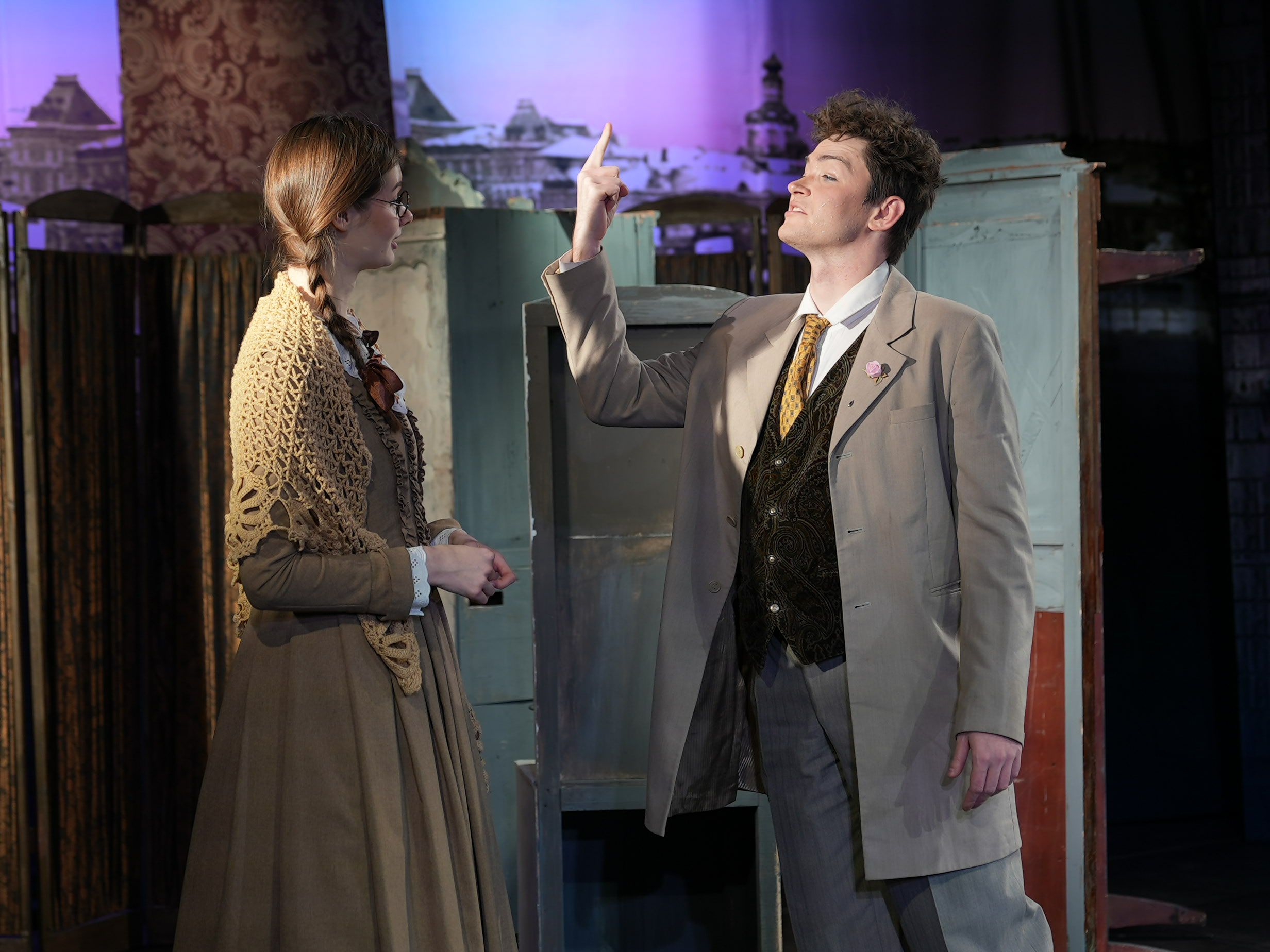 В чужом пиру похмелье – афиша