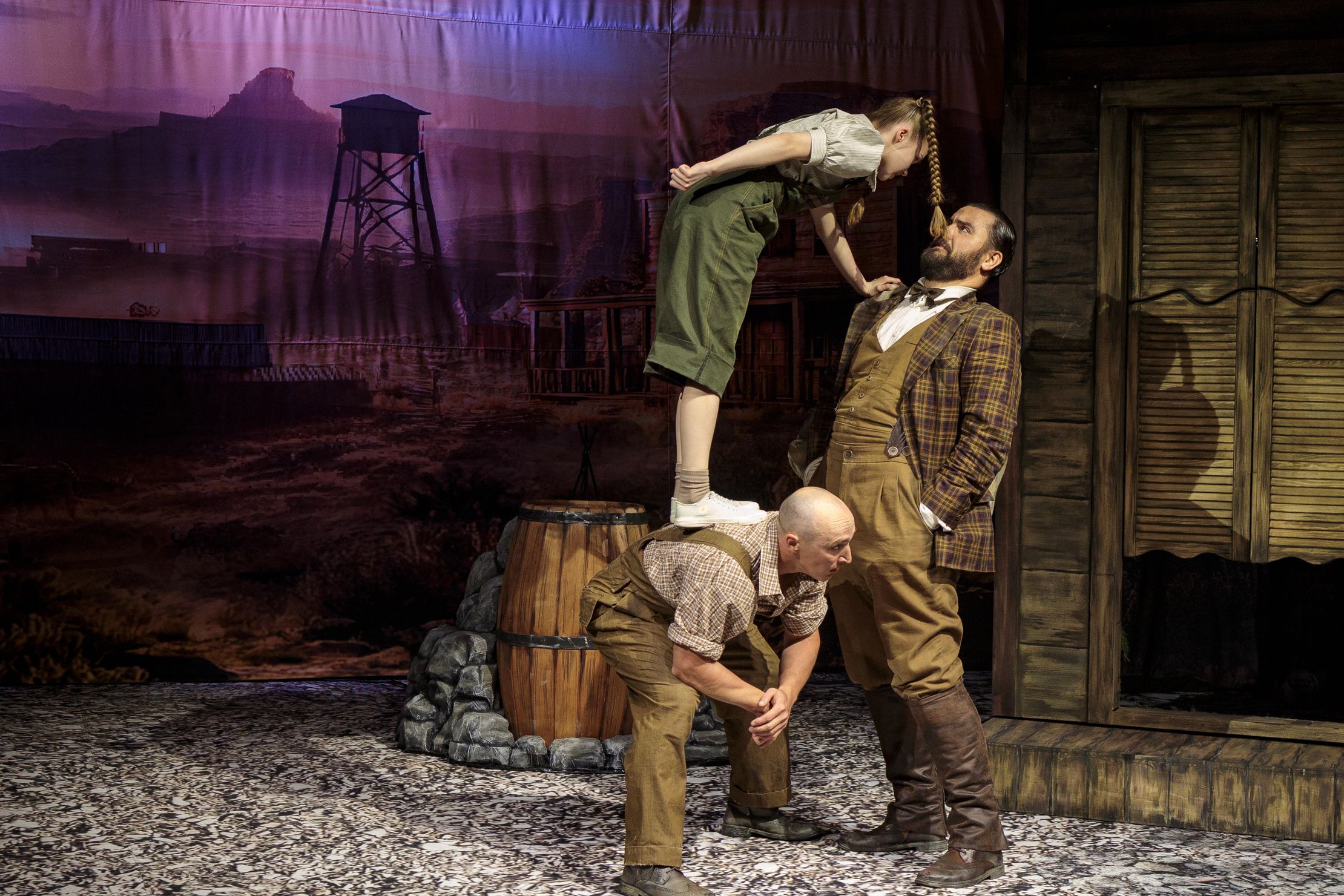 Вождь краснокожих – афиша