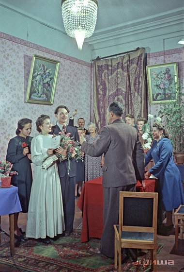 Ширпотреб. Советски�й костюм. 1951–1966 – афиша