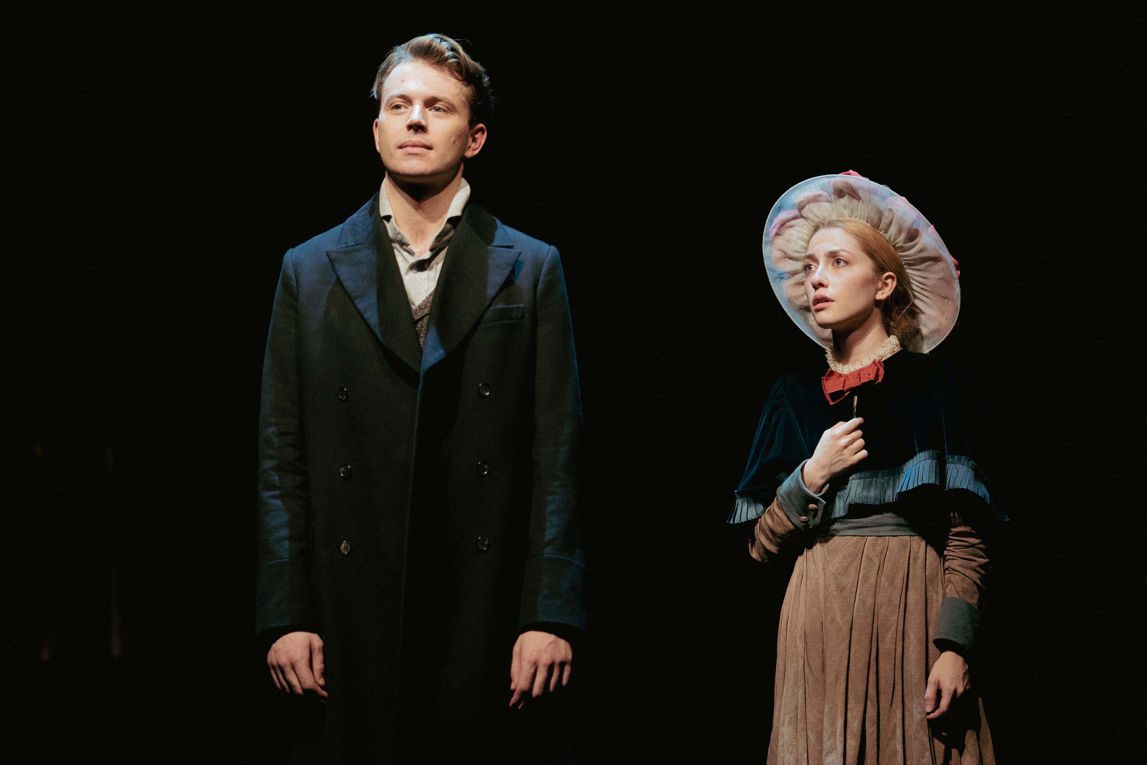 Доходное место – афиша