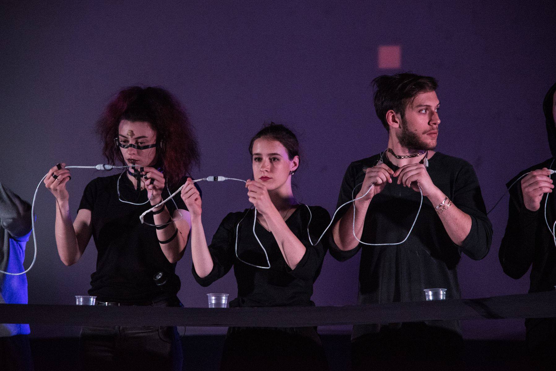 Лаборатория языка – афиша