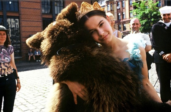 Ең жақсы MFF секс позициялары Светлана Пермякова қара өрік